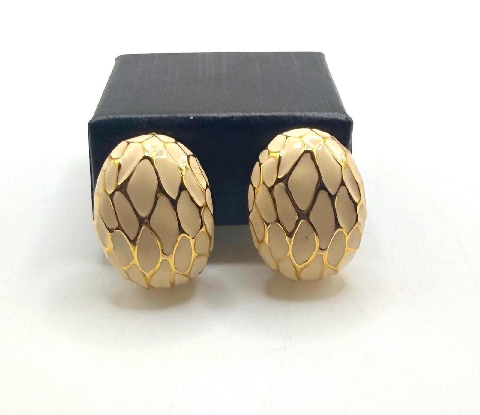 Vintage off white enamel and gold tone webbed design large clip on stud earrings