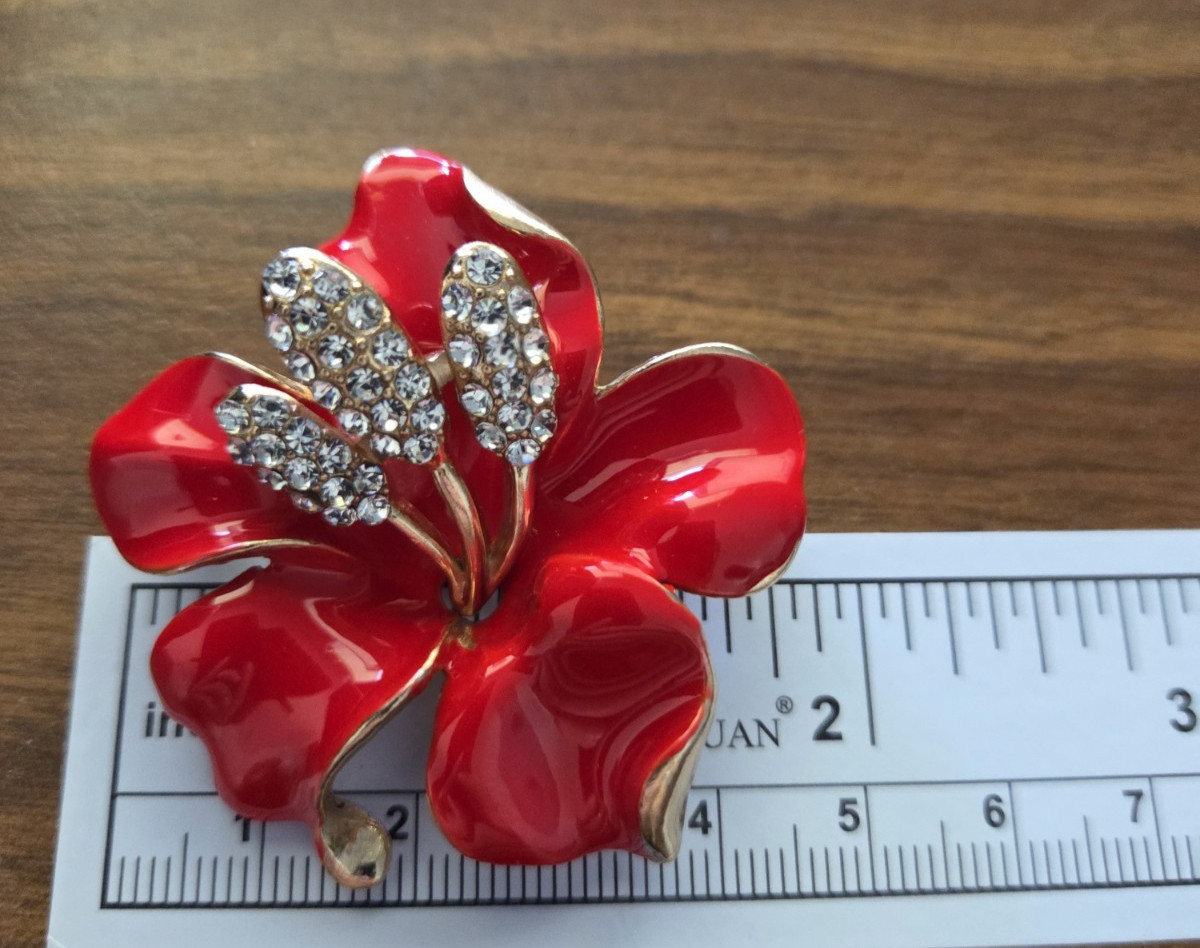 Red Hibiscus Flower Brooch Rhinestone Gold Tone Tropical Cuba Pink Gift Pouch