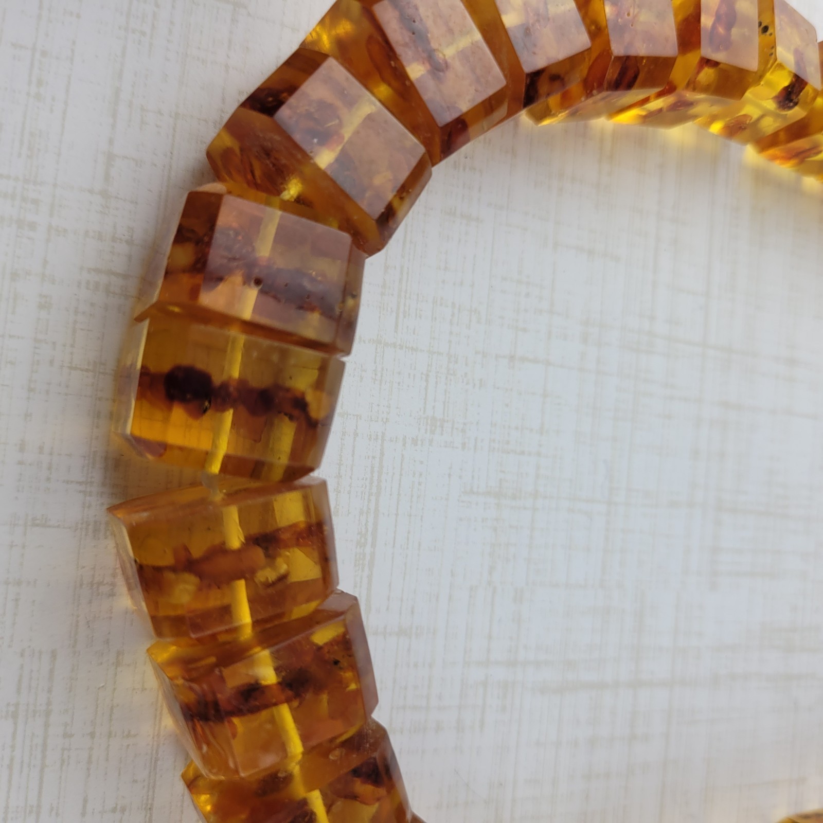Vintage Faux Amber Golden Honey Chunky Cube Graduated Bead Necklace 28″ READ