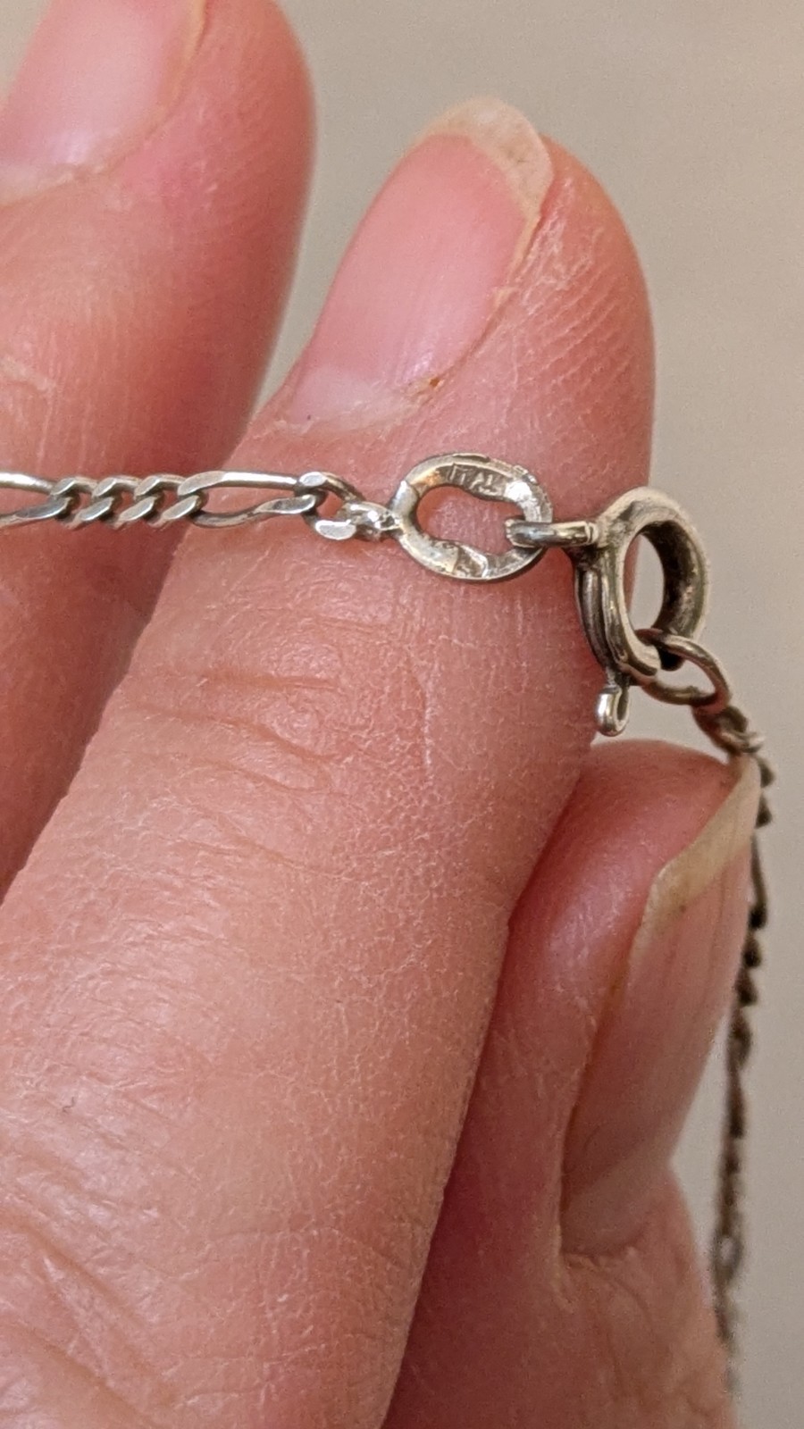 Sterling Silver 925 2mm Figaro Chain 18″ Necklace – 4g