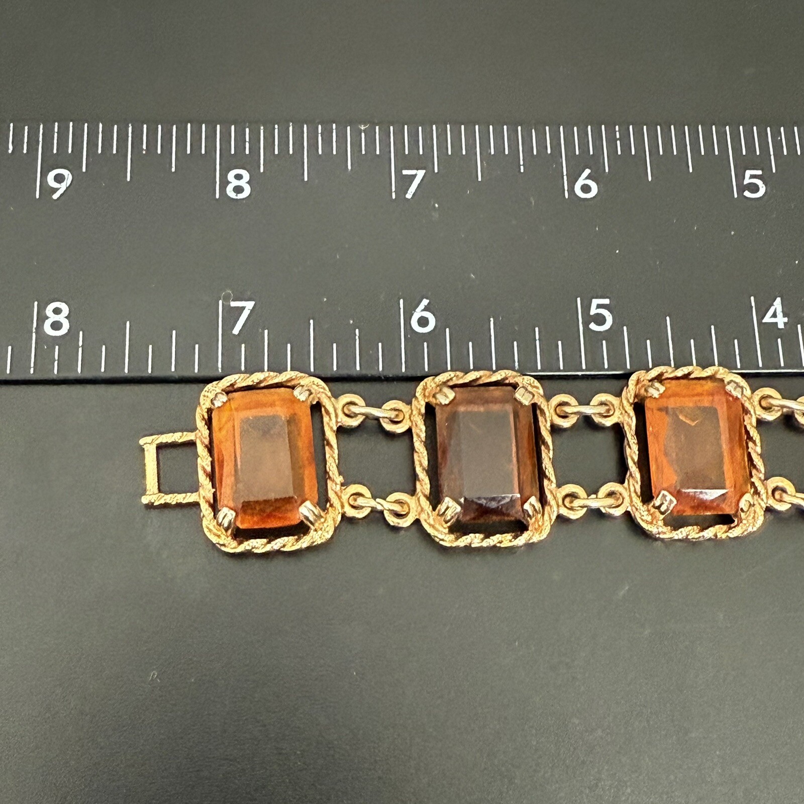 Vintage SARAH COVENTRY Wild Honey Amber Glass 7” Link Bracelet 44g.