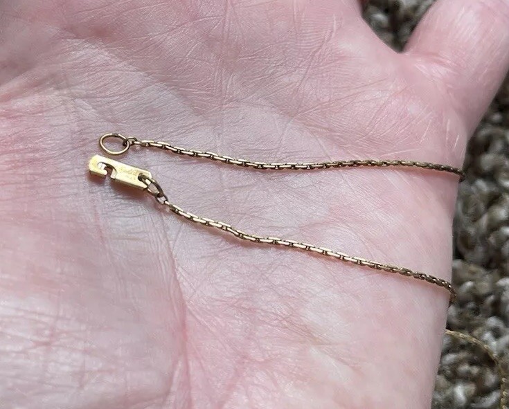 VTG Signed ALVA Museum Replica Menuki Fighting Dragon Gold Tone Necklace