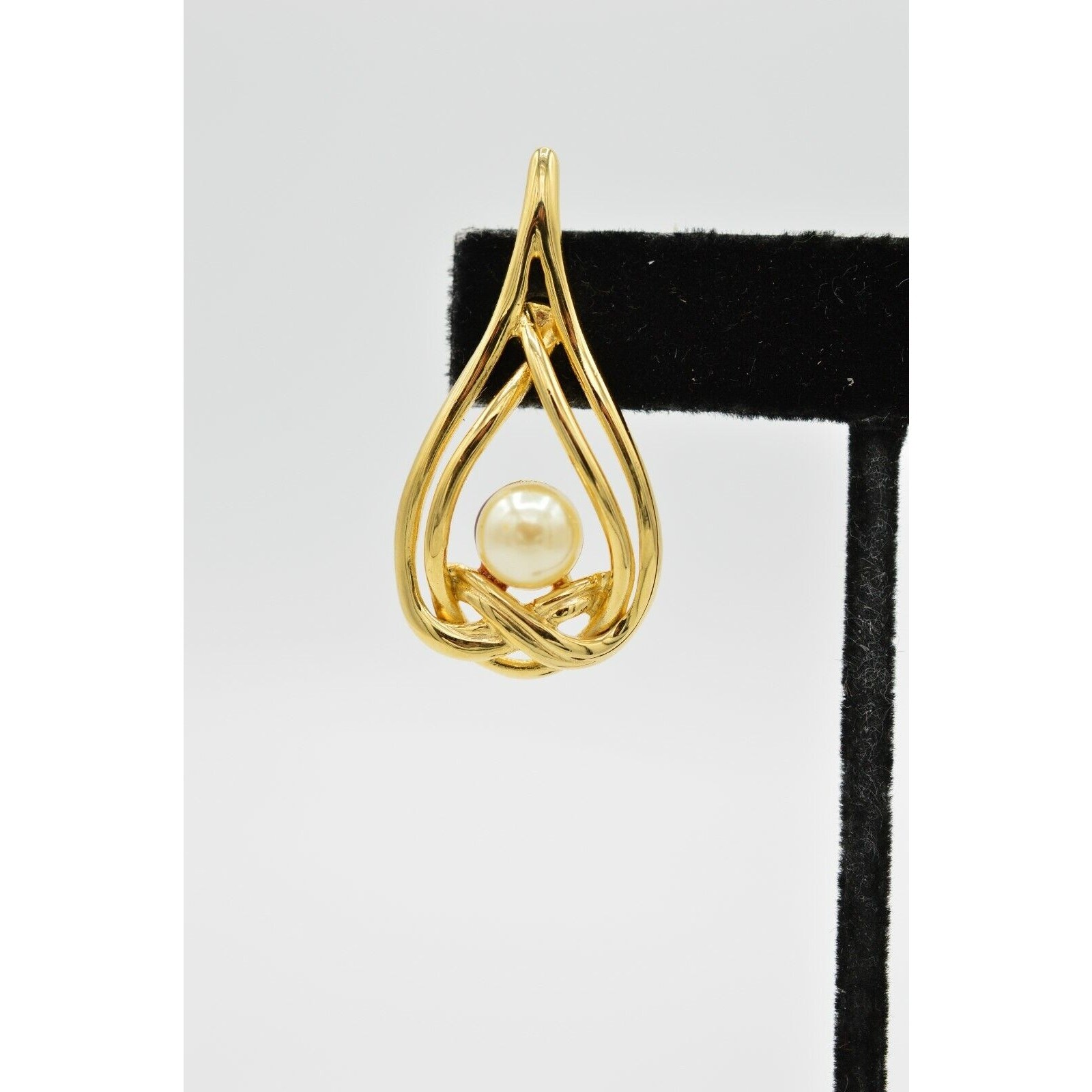 TAT Vintage Earrings Pierced Faux Pearl Drop Dangle Gold NOS Signed 1980s 9M
