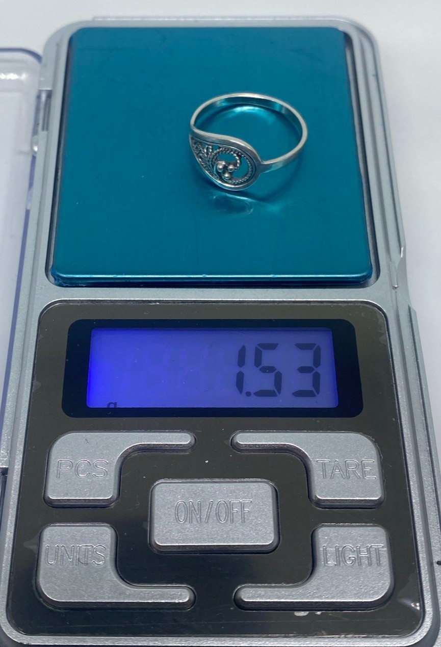 Vintage rings made of 925 silver, Size 7.5 . Weight 1.53 g.Jewelry from Ukraine
