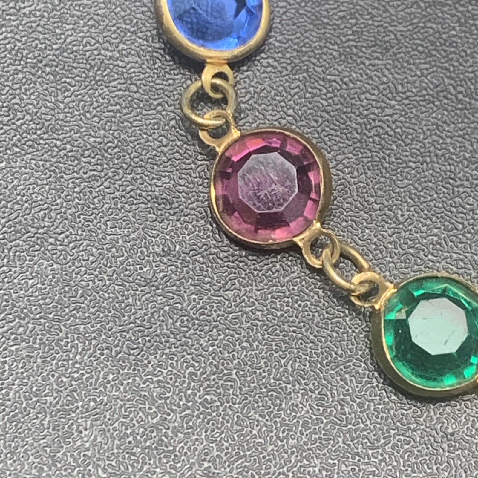 Austrian Crystal USA Signed Multi color Crystal Gold Tone Bracelet Vintage 7.5”