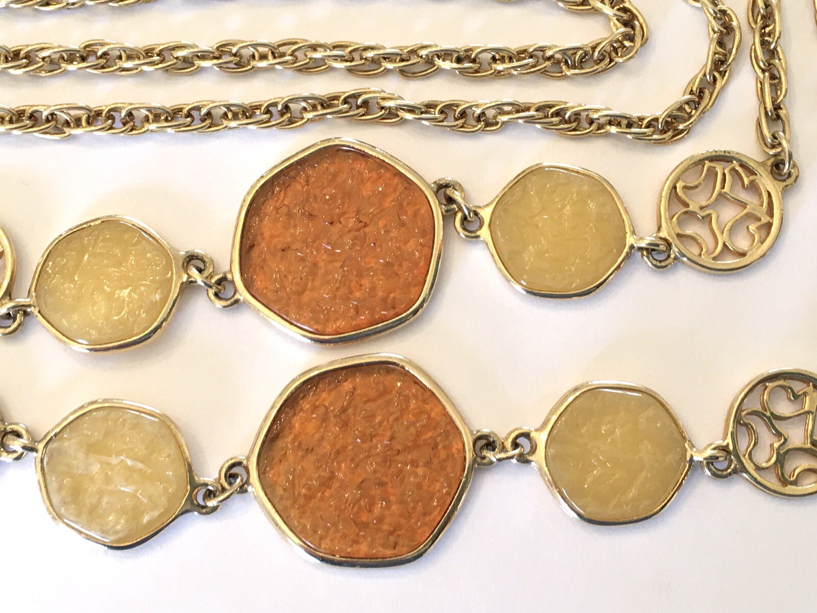 Vintage SARAH COVENTRY ~ TASTE OF HONEY ~ 37” Amber Medallion Link Necklace