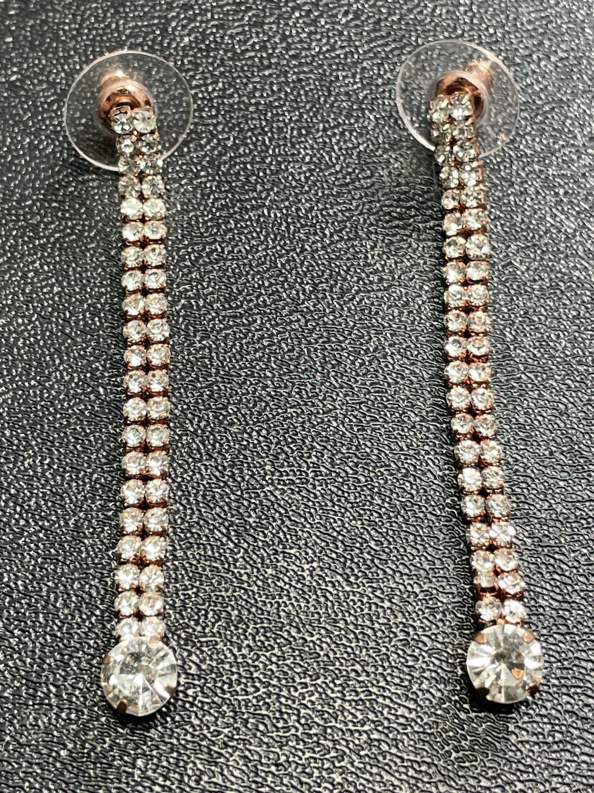 Vintage 2.4” Crystal Rhinestone Rose Gold Colored Metal Dangle Earrings