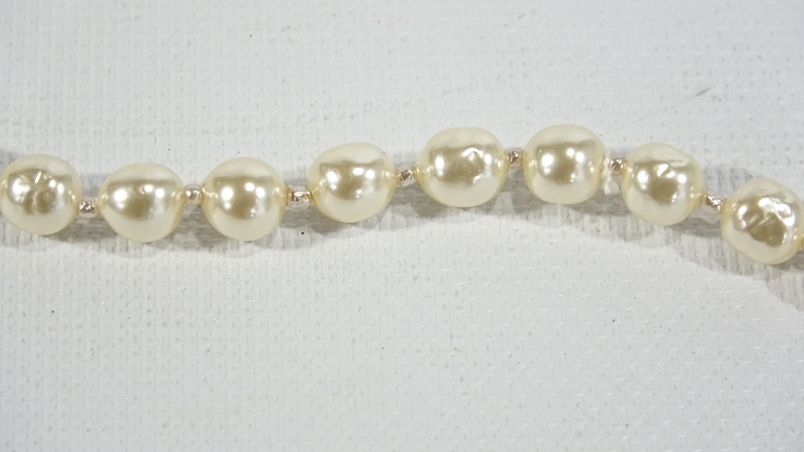 Beautiful Vintage Faux Pearl Costume Jewelry Bracelet By Miriam Haskell