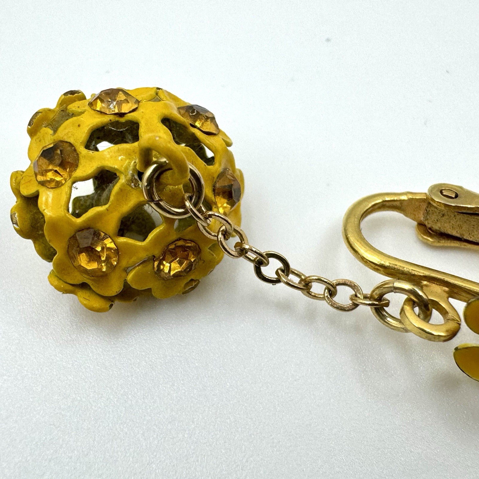 Vintage 50’s Enamel Yellow Rhinestone Daisy Flower Dangle Clip On Earrings MCM