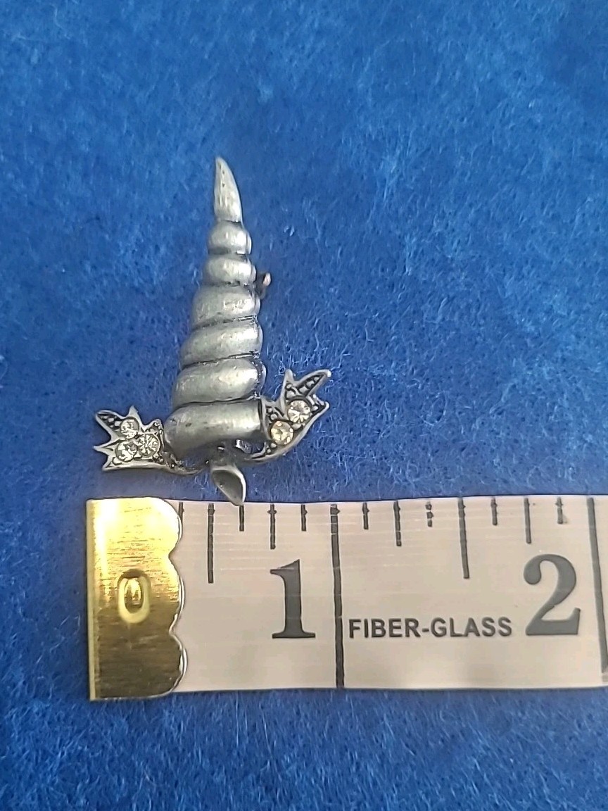 Fun Vintage Pewter Carrot w/Crystal Rhinestone Leaves On Top Brooch Pin