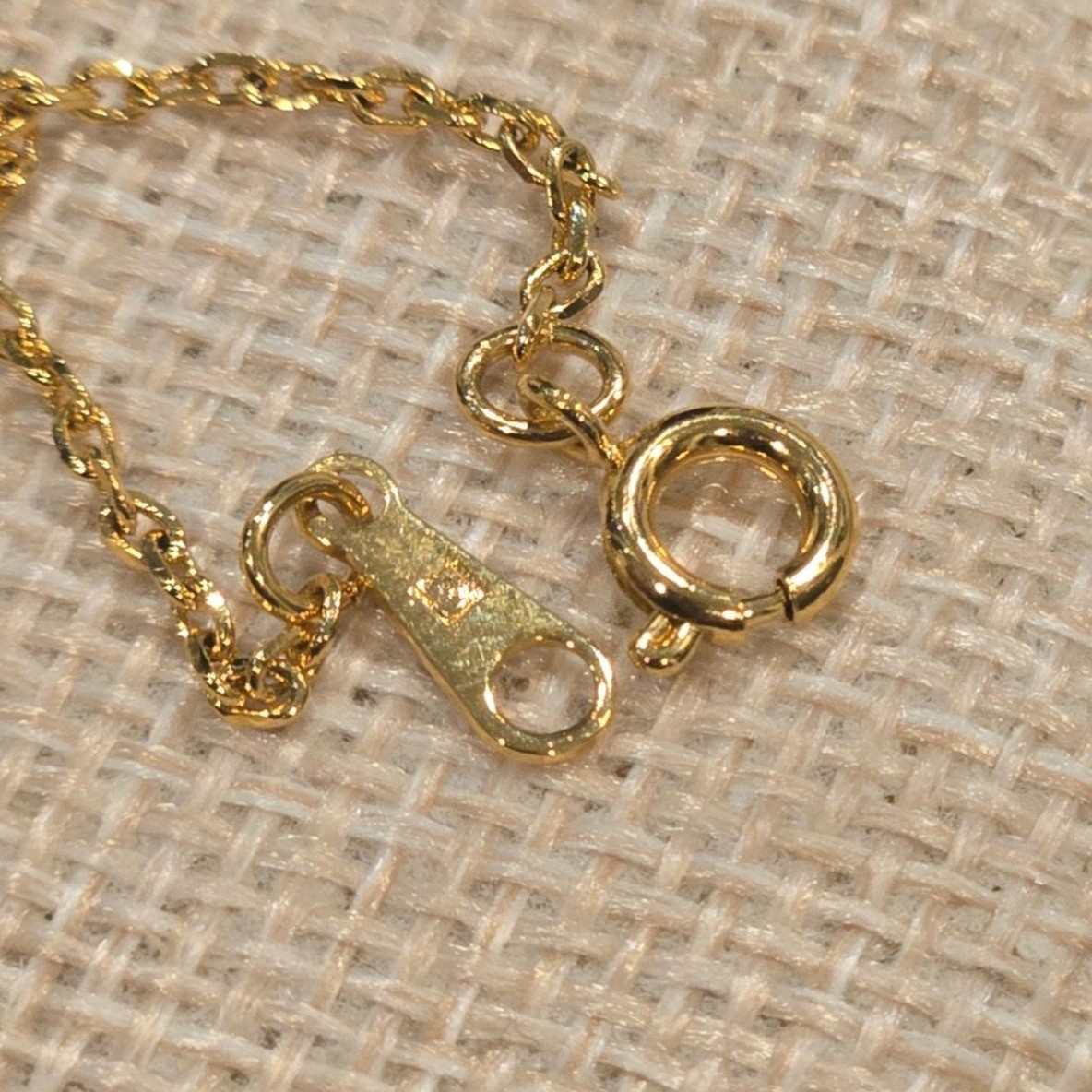 Vintage Avon Rose Quartz Heart Butterfly Pendant Necklace Gold Tone pink Gem