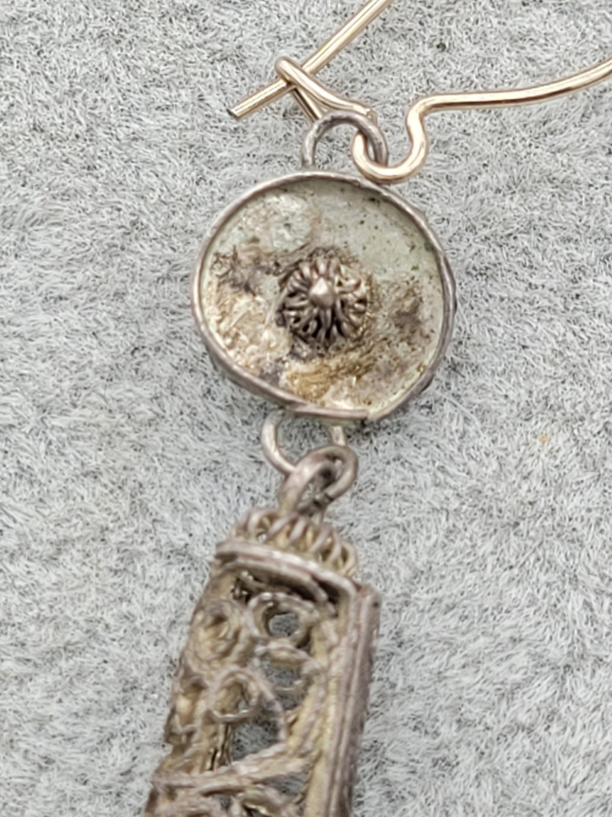 Vintage Silver Filigree 2 1/2″ Long Dangle Drop Earrings Very Light Weight