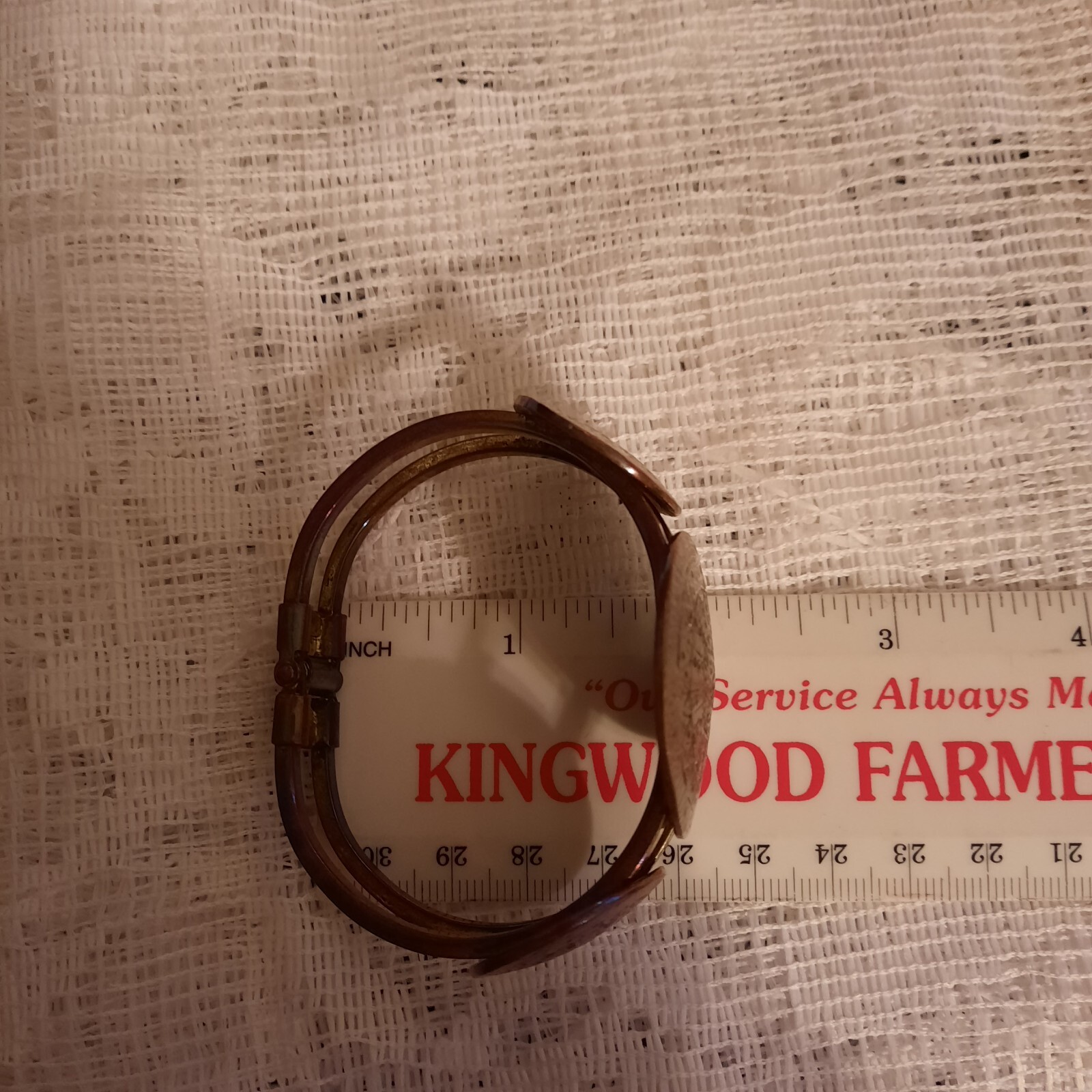 Great VINTAGE BRASS/BRONZE BRACELET With Spring Loaded Clasp To Open.2.5″ X 2″