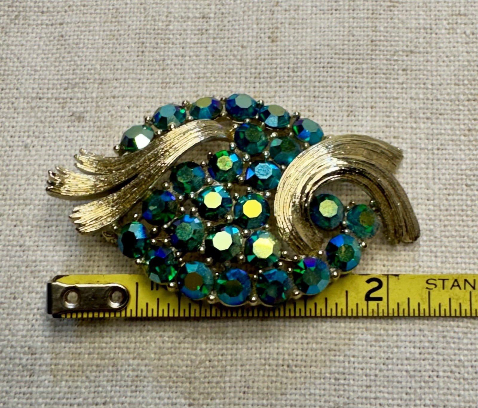 Vintage Signed Lisner Teal Blue AB Gold Tone Swishes Brooch Rare Beauty!
