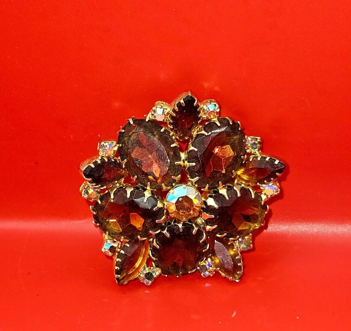 Topaz Amber Brown Layered Rhinestone Vintage Brooch Pin Juliana Style Sawtooth