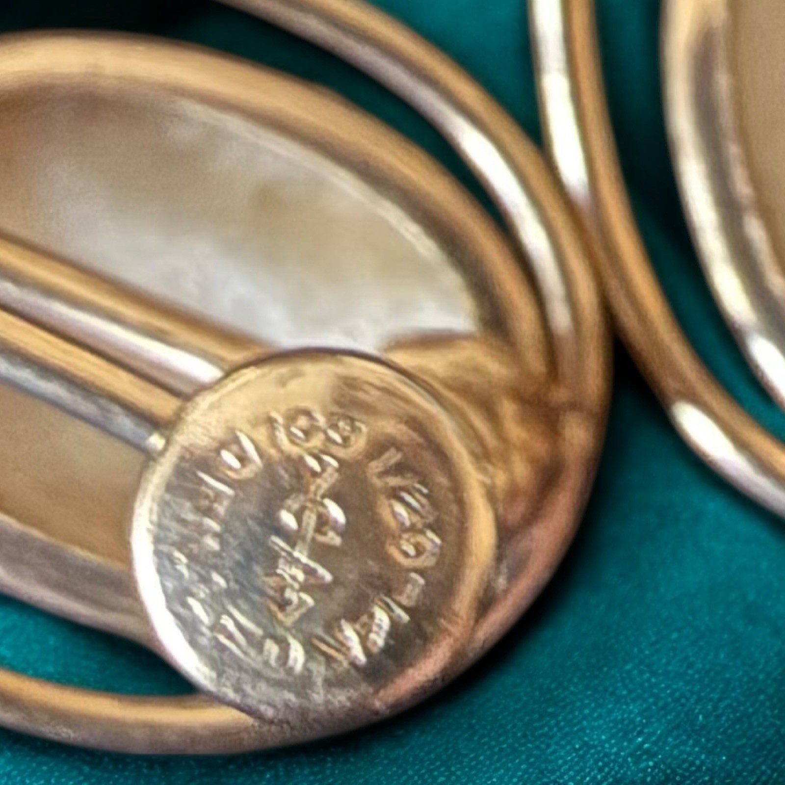 Signed Carl-Art Portrait Earrings 12K Gold Filled Vintage Screw Back