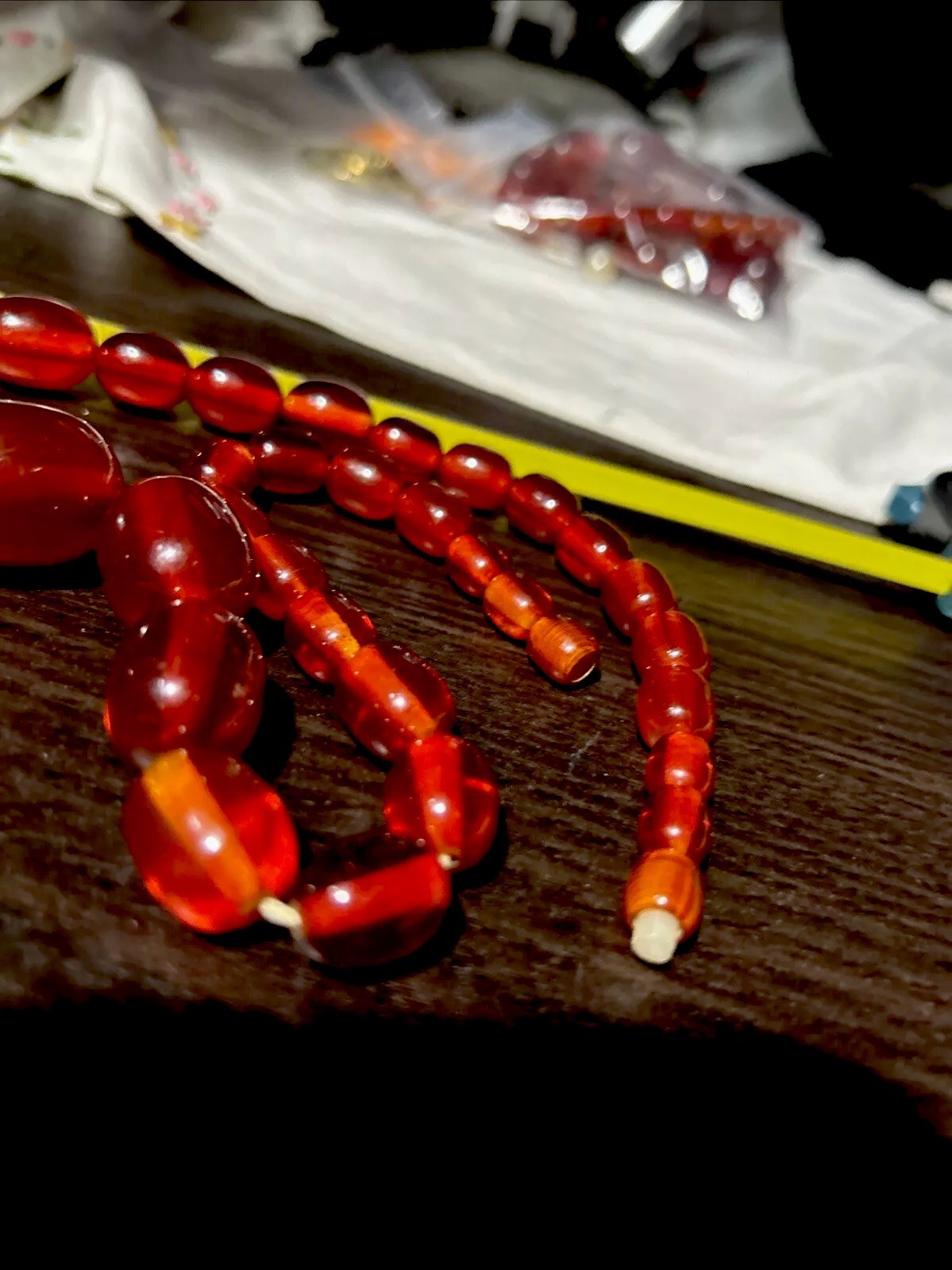 VINTAGE 64g GORGEOUS BAKELITE CHERRY AMBER TRANSLUCENT BEADS 21” NECKLACE Test