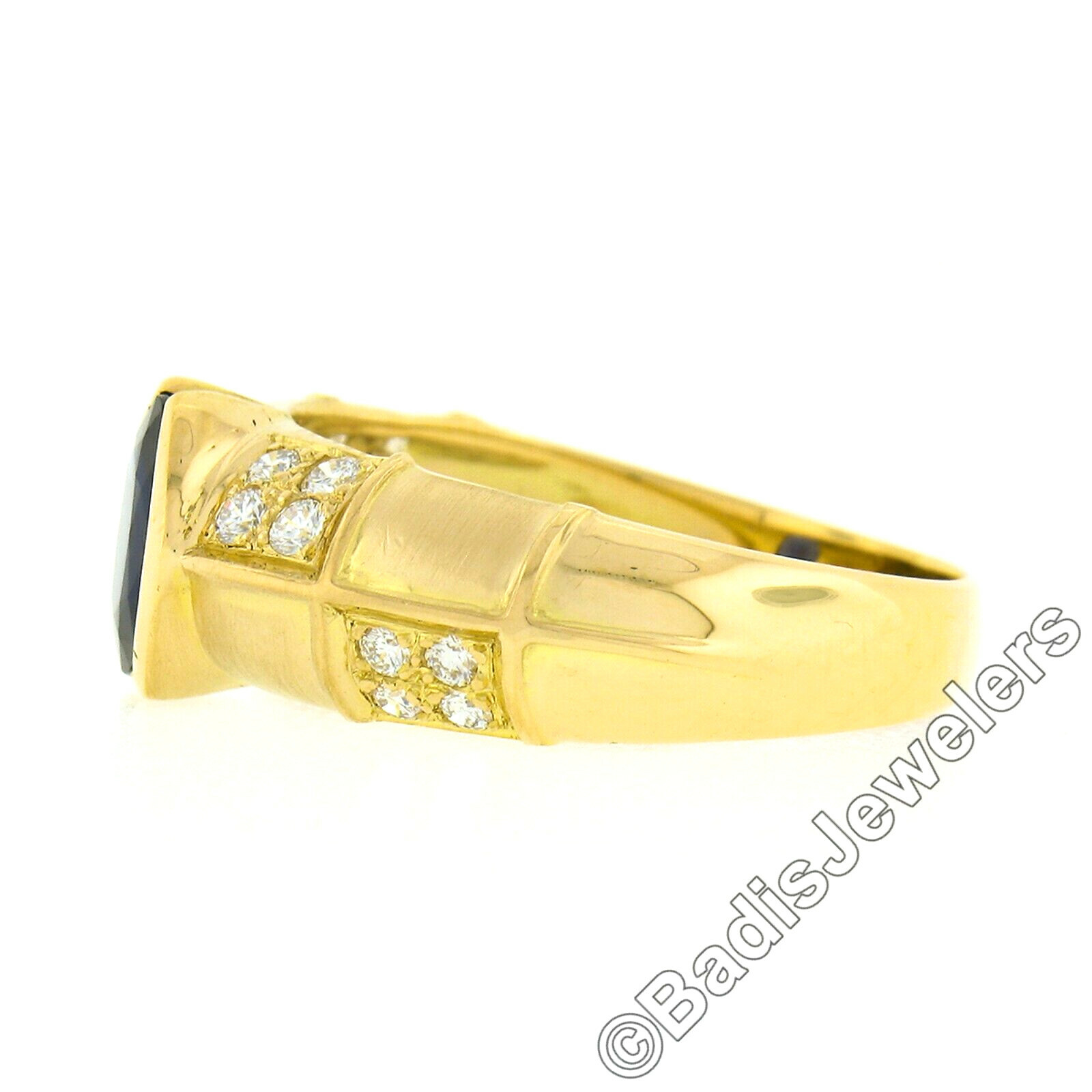Vintage 18K Gold Oval Sapphire Solitaire w/ Pave Diamond Sides Dual Finish Ring