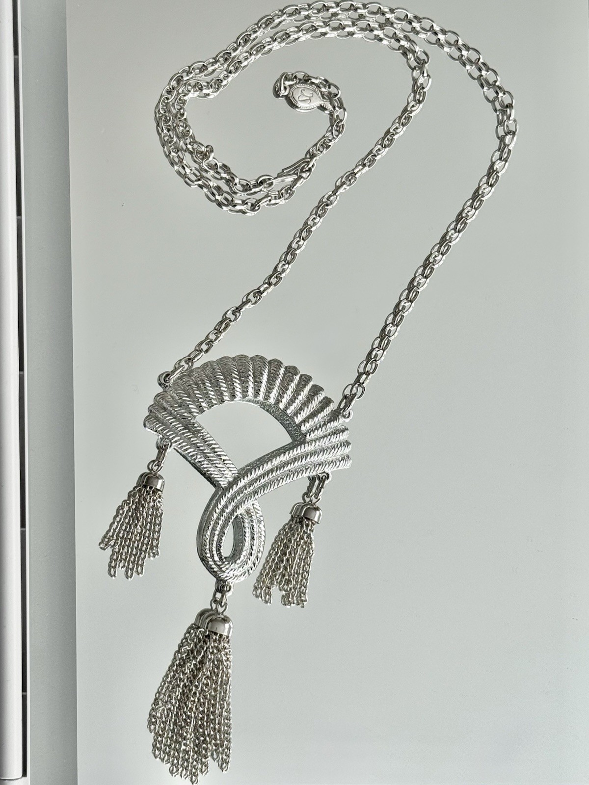 VTG Etruscan Revival Tassel Fan Pendant Necklace Art Deco Style Retro Luxury
