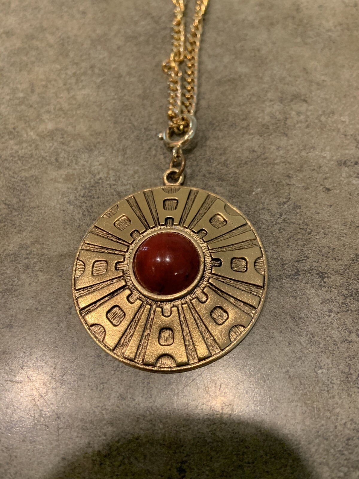 Vintage SARAH COV Gold Tone Medallion Necklace with Brown Acrylic Signed 28”