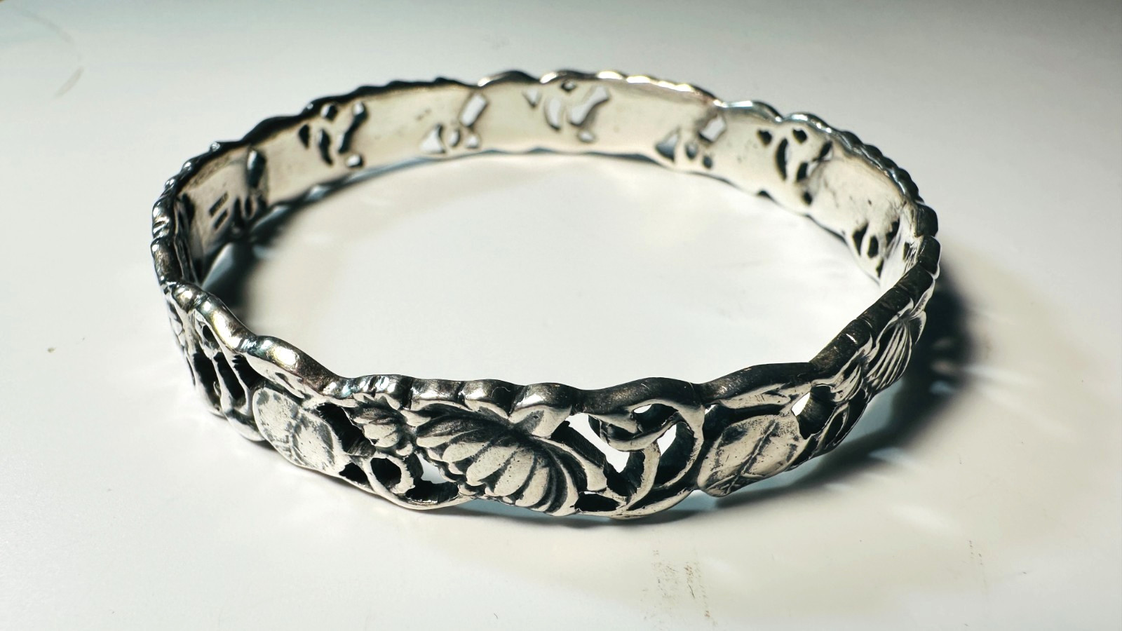 Parenti Bangle Bracelet Vintage Sterling Silver 37.19g 2.73″ Round 10mm