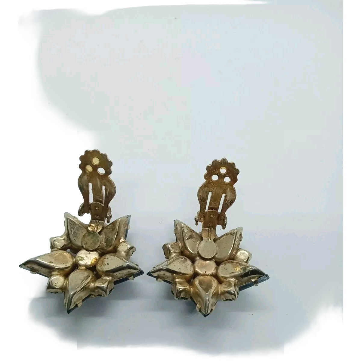 Vtg Sapphire/Emerald Crystal Rhinestone GoldTone Estate Star ClipOn Earrings #51