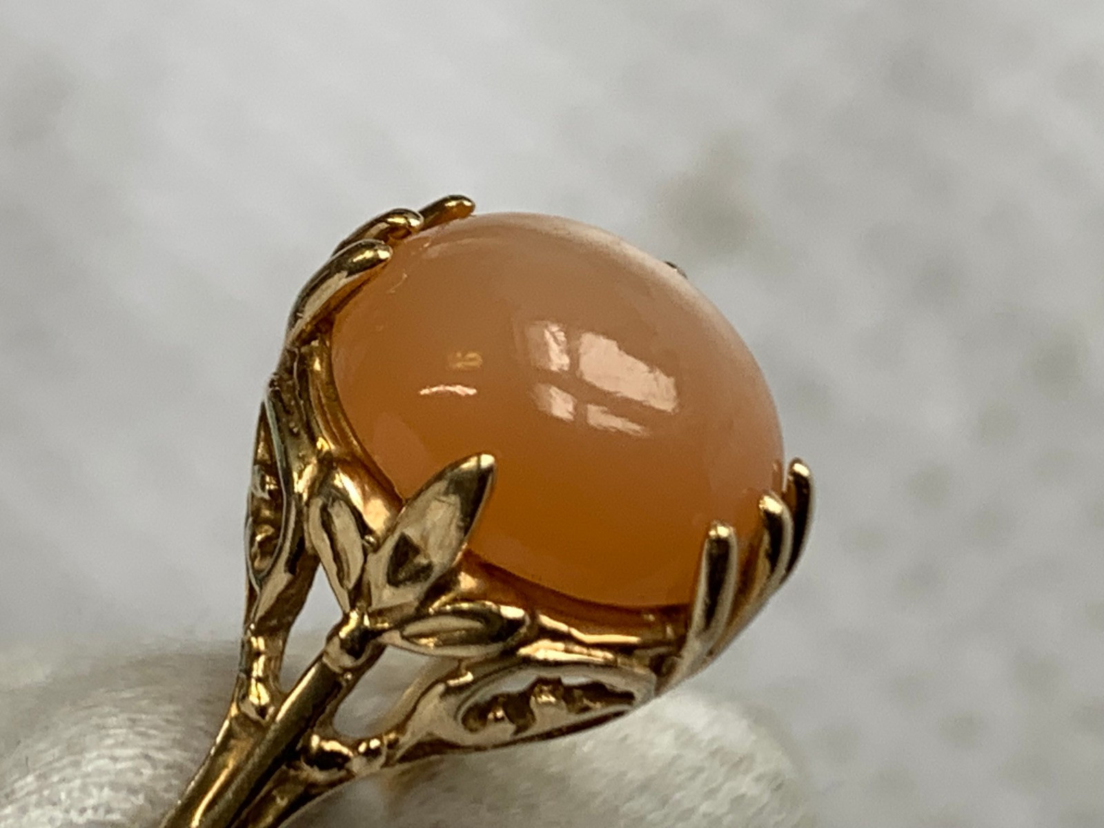 Vtg 10K Yellow Gold Ring 2.82g Fine Jewelry Size 7 Band Peach Color Stone *READ*