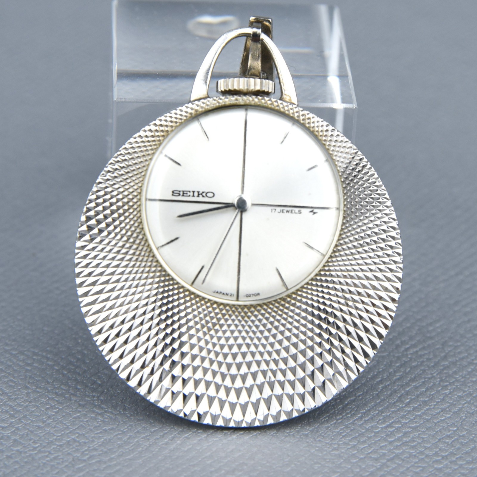 Vintage Seiko 17 Jewels Pendant Watch Manual-Wind Silver Tone Japan 1973 ’70s