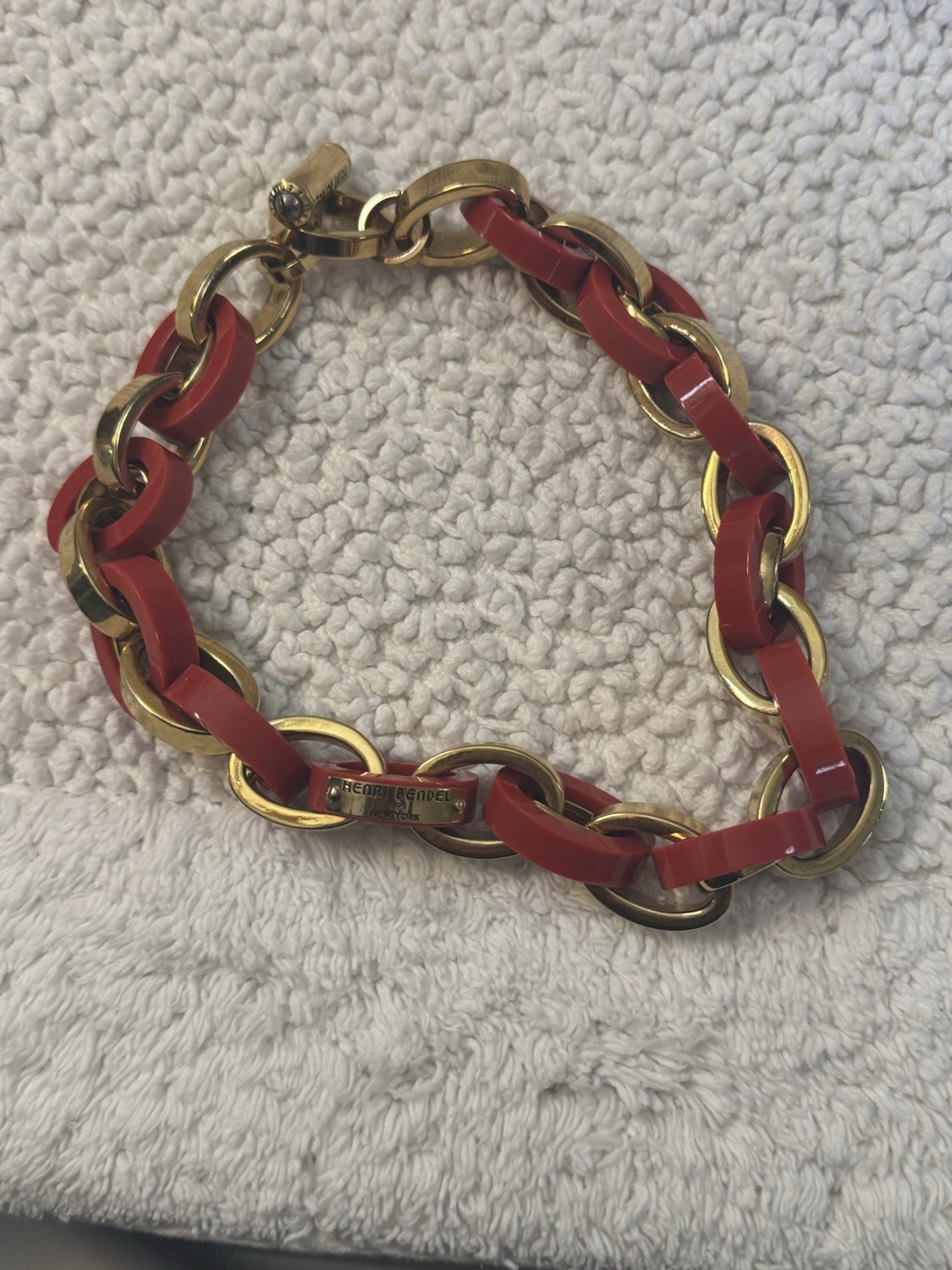 Vintage 1980″s Henri Bendel Chain Link Choker Necklace red lucite and gold plate