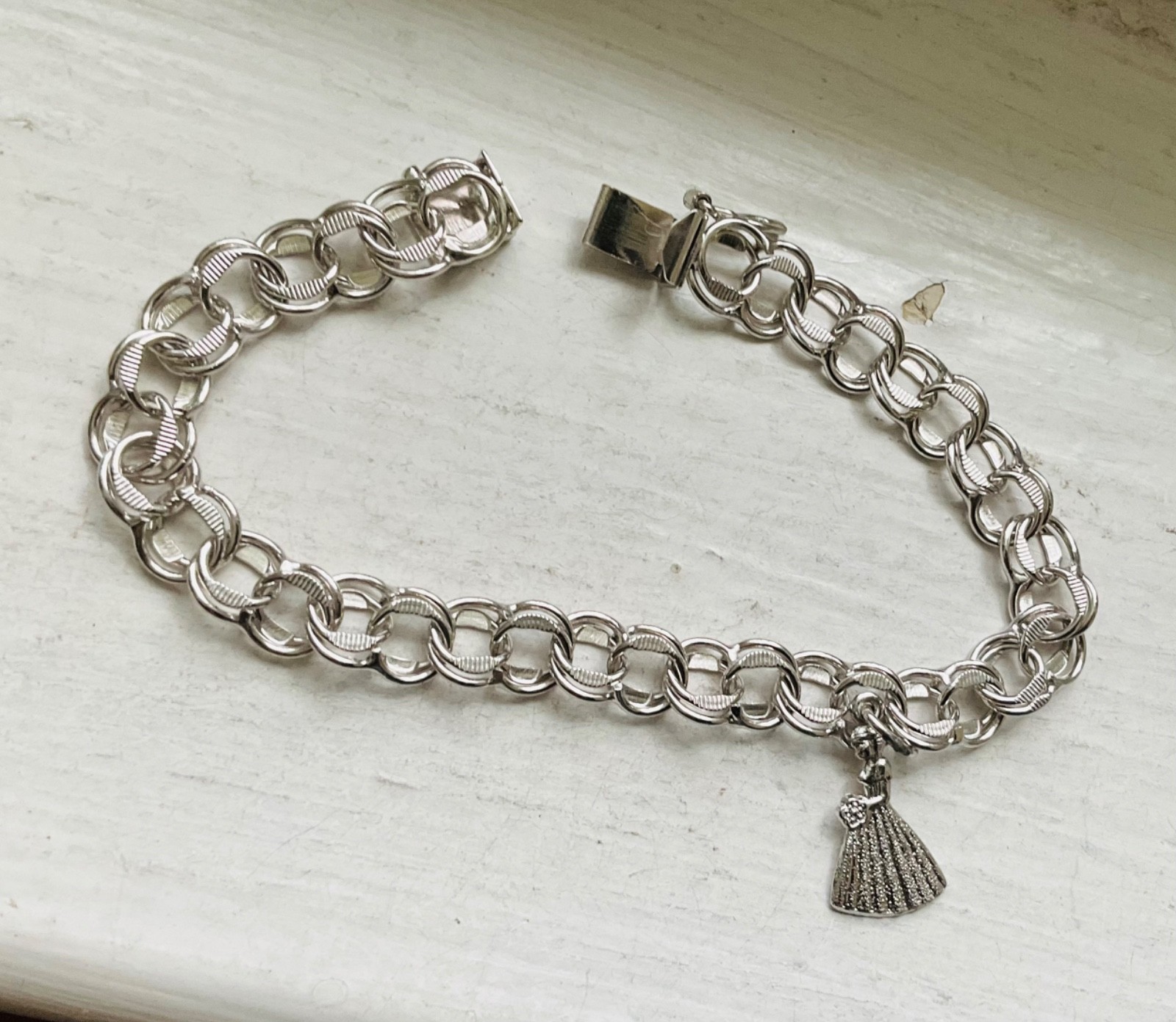 Vintage DYNASTY USA Starter SILVER CHARM BRACELET Wearable 7 1/4” Engraved