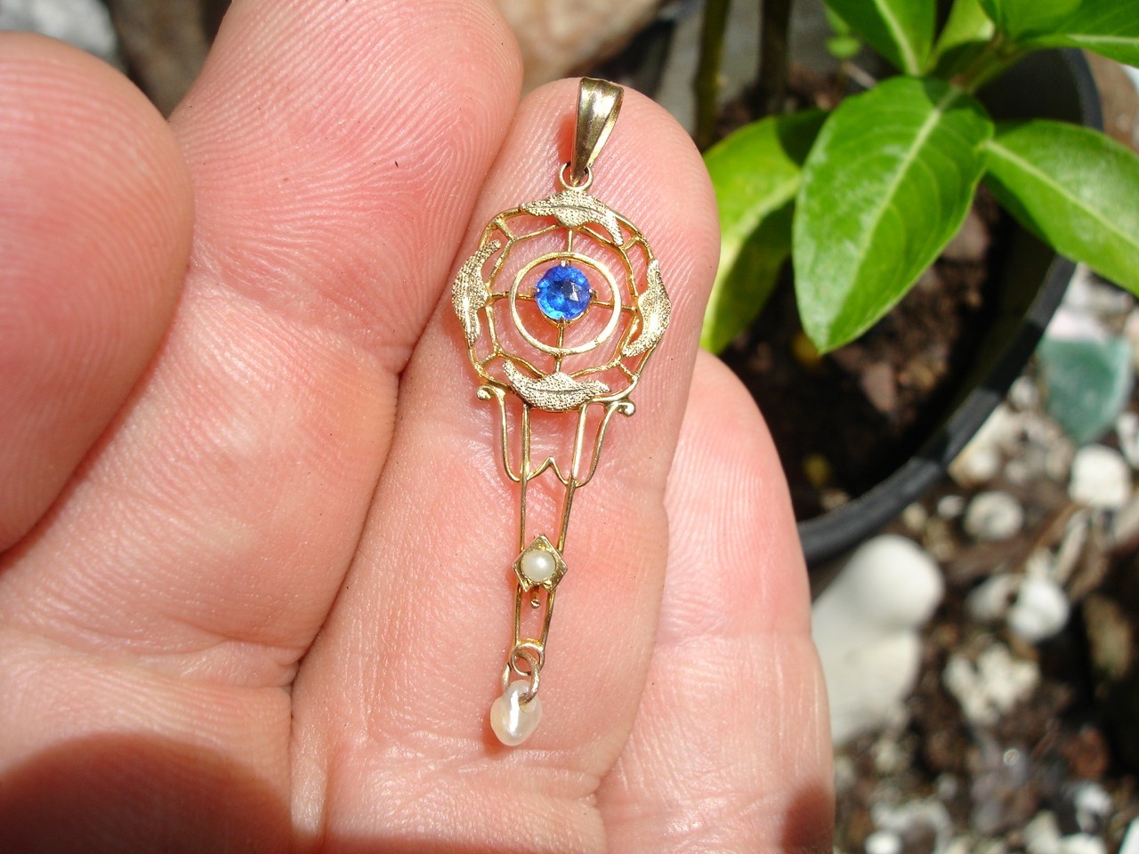 antique 10K gold blue birthstone Lavalier Pendant charm dangle drop wind pearl