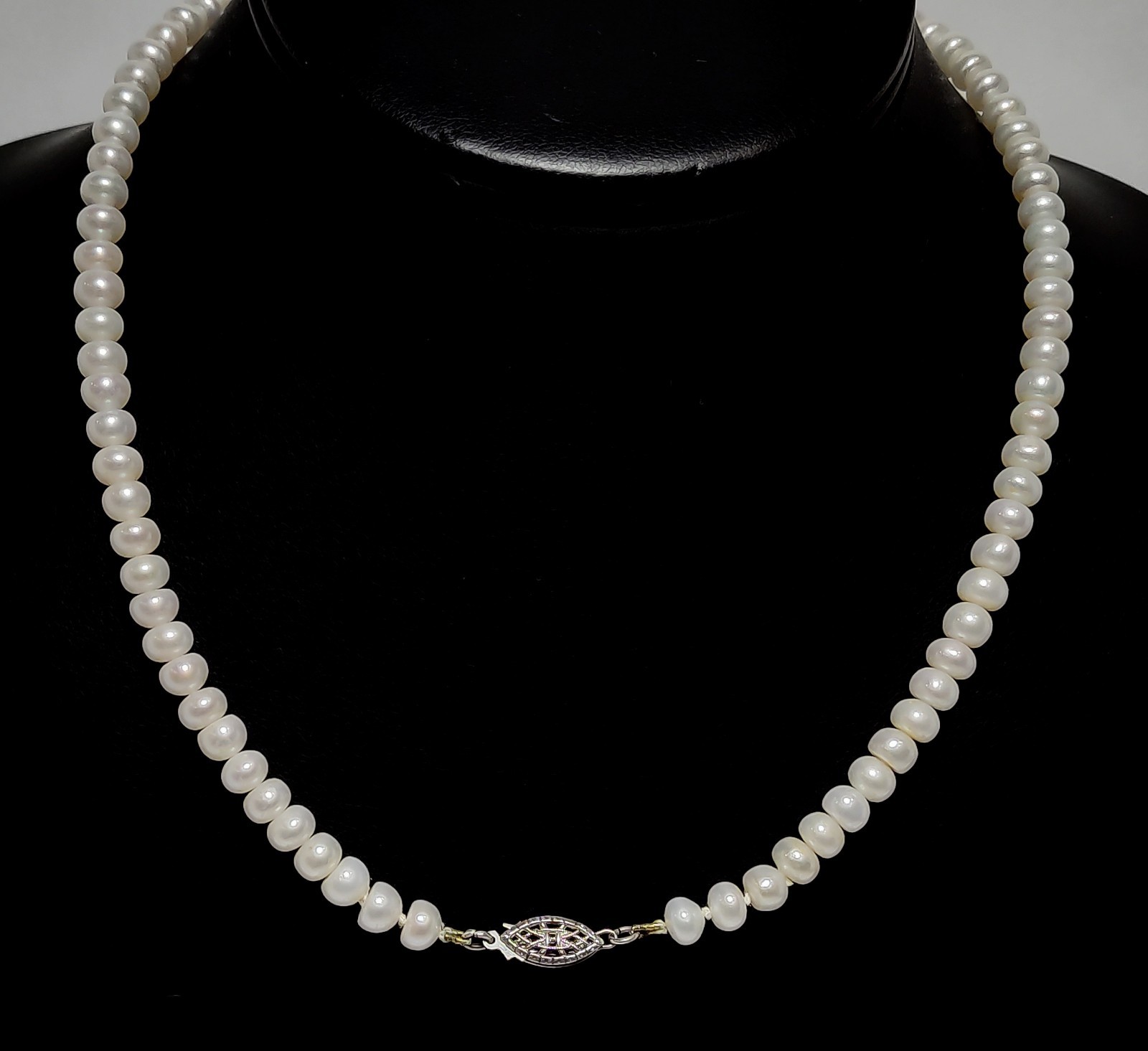 Beautiful Lustrous GENUINE NATURAL FRESHWATER PEARL 925 Sterling Silver Necklace