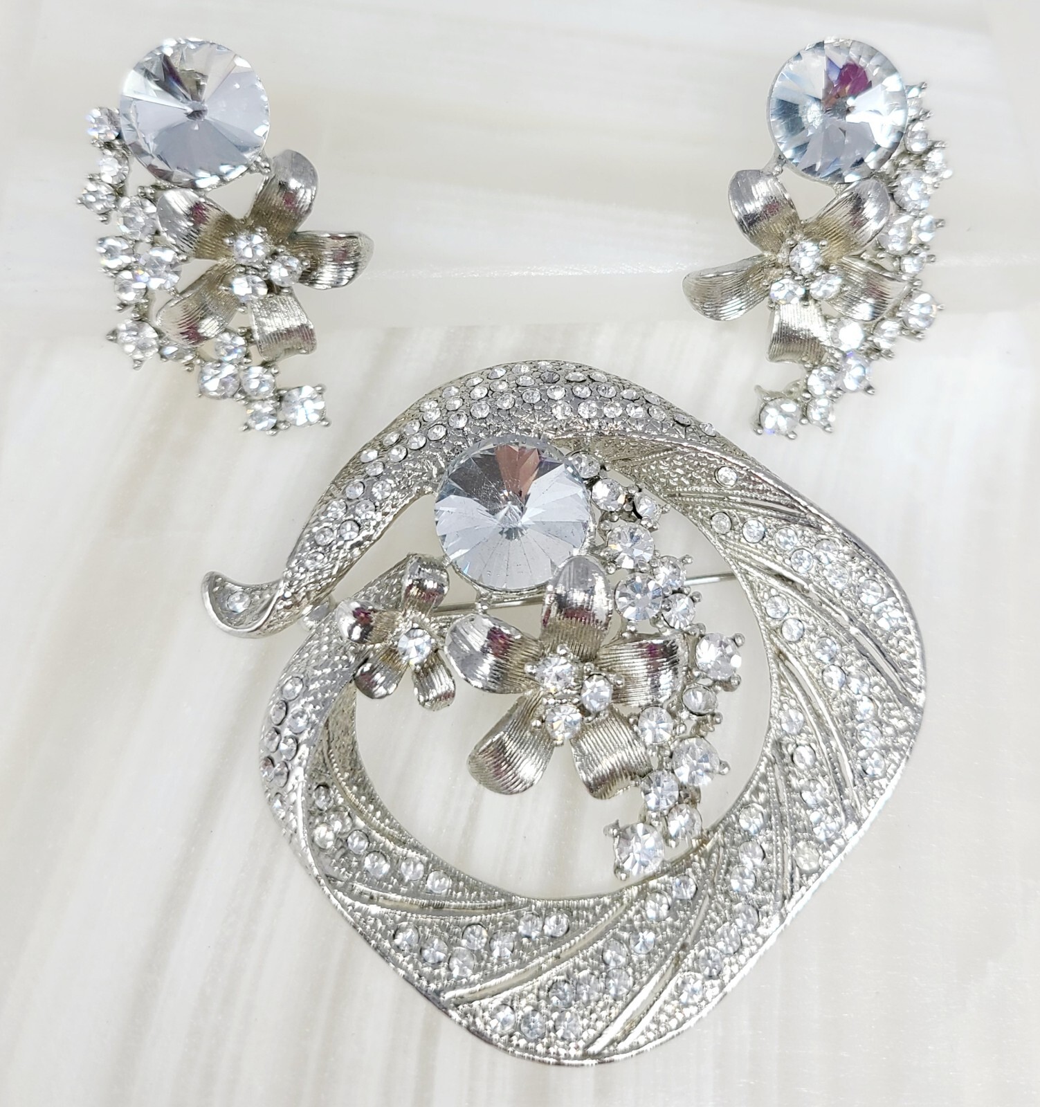 Vintage Clear Glass Rhinestone Pin Brooch Earrings Jewelry Set 3 Pc