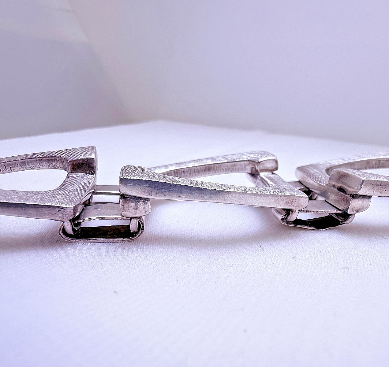 Vintage Modernist Belgiorno 900 Silver Bracelet 1970s Argentina 95.3 g 7.25 in