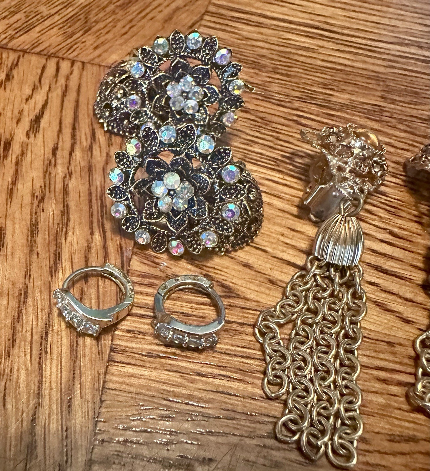 Vintage Lot 6 Pairs Gold Tone Earrings Rhinestones Hoops Dangle Pierced & Clip