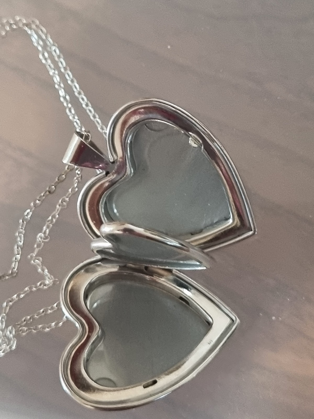 Vintage Sterling Silver Large Heart Rare 4 Photo Locket Chain USA made See Video