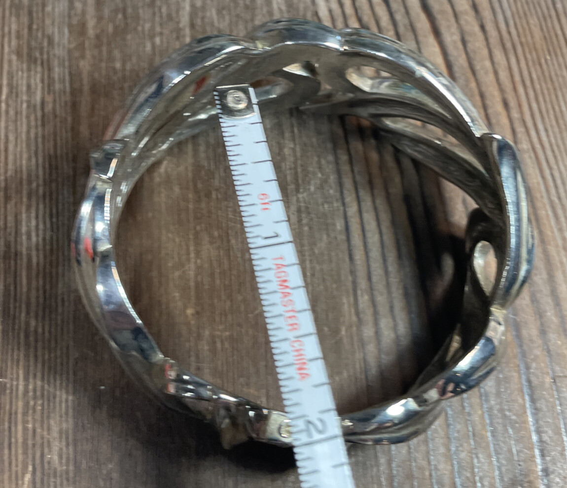 Clamper Bangle Bracelet Silver Tone Open Swirl hinged 7” VTG Bold