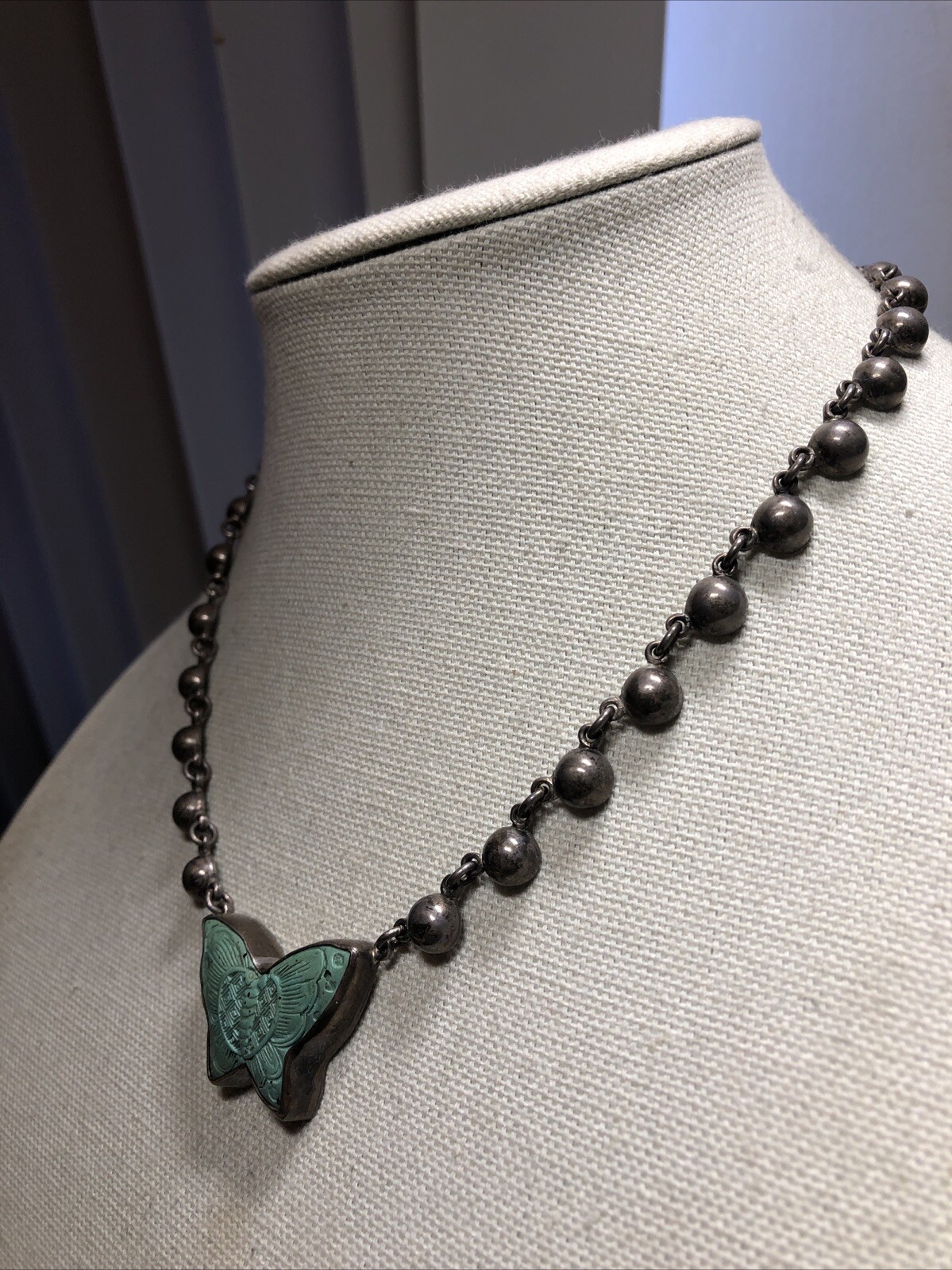 30. Signed 925 Sterling Pastel Green BUTTERFLY Half Ball Link Necklace 44g, 18″