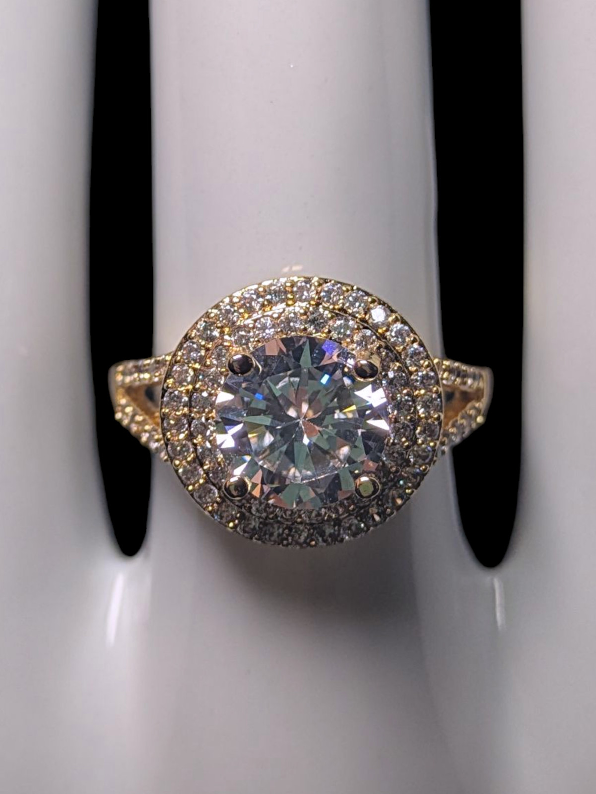 Vintage Inspired Round Cut Simulated Diamond Solitaire with Simulated Diamond Do