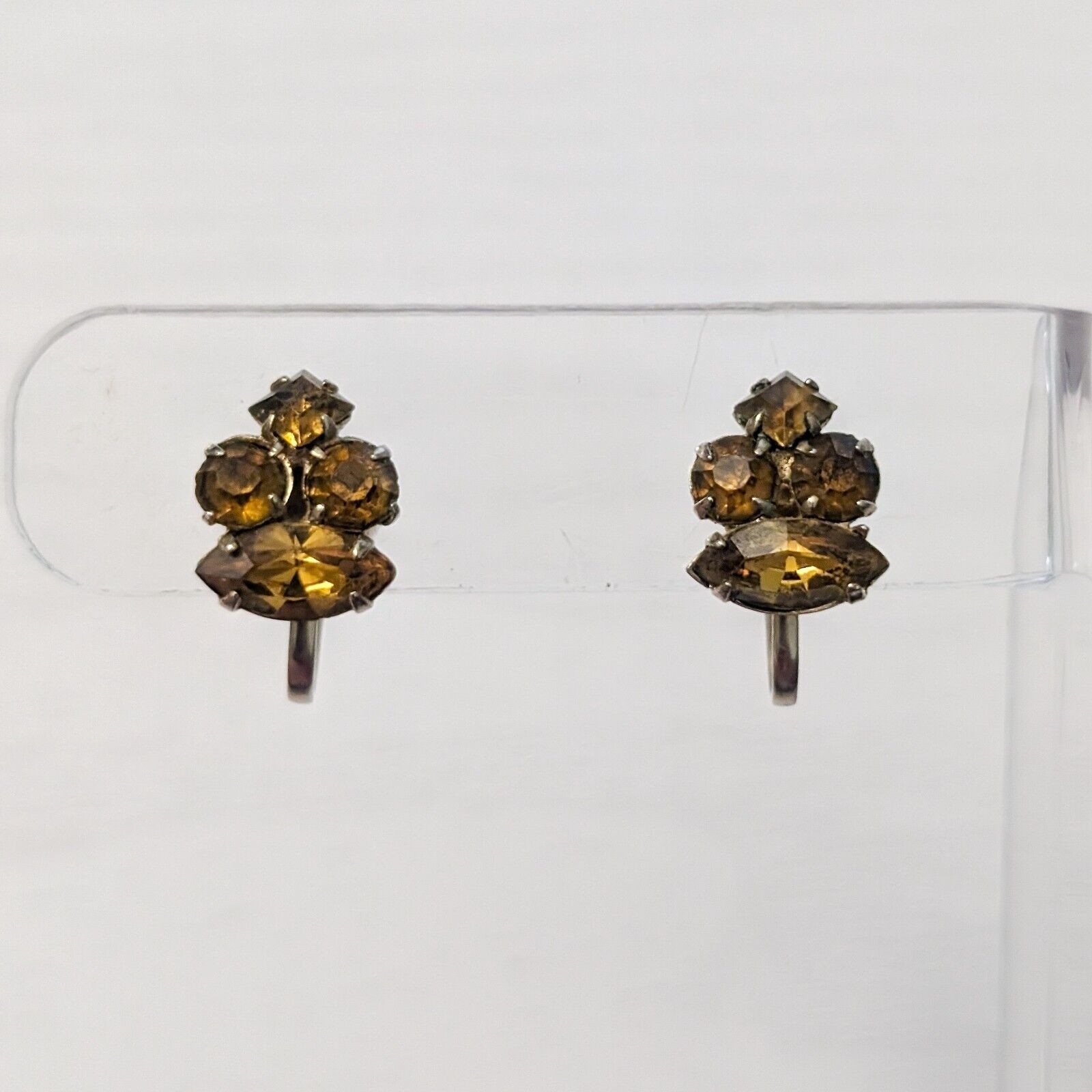 Vintage Coro Screw On Earrings – 0.5″