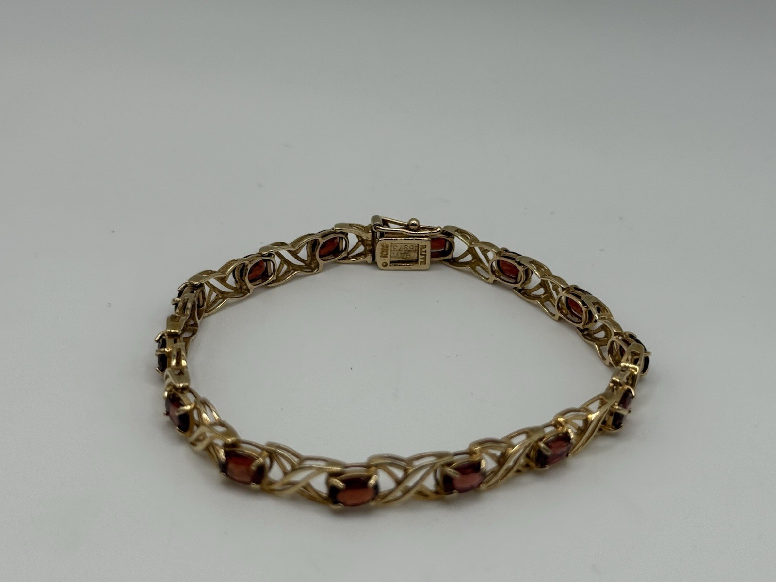 Vintage 10k Yellow Gold Red Garnet Tennis Bracelet 6.75” 9.22g
