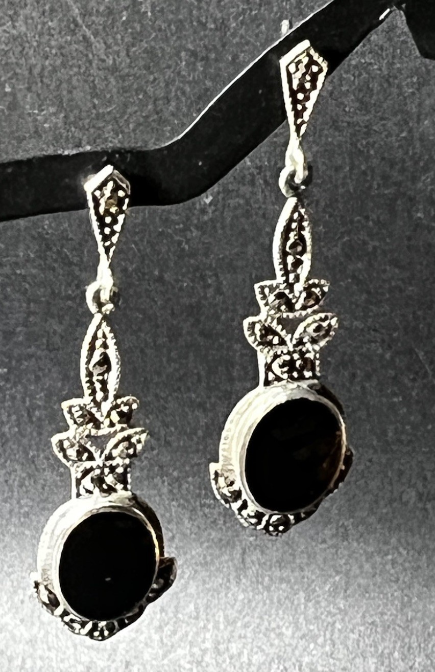 Vintage CW Marcasite Onyx Sterling Silver Drop Dangle Pierced Earrings