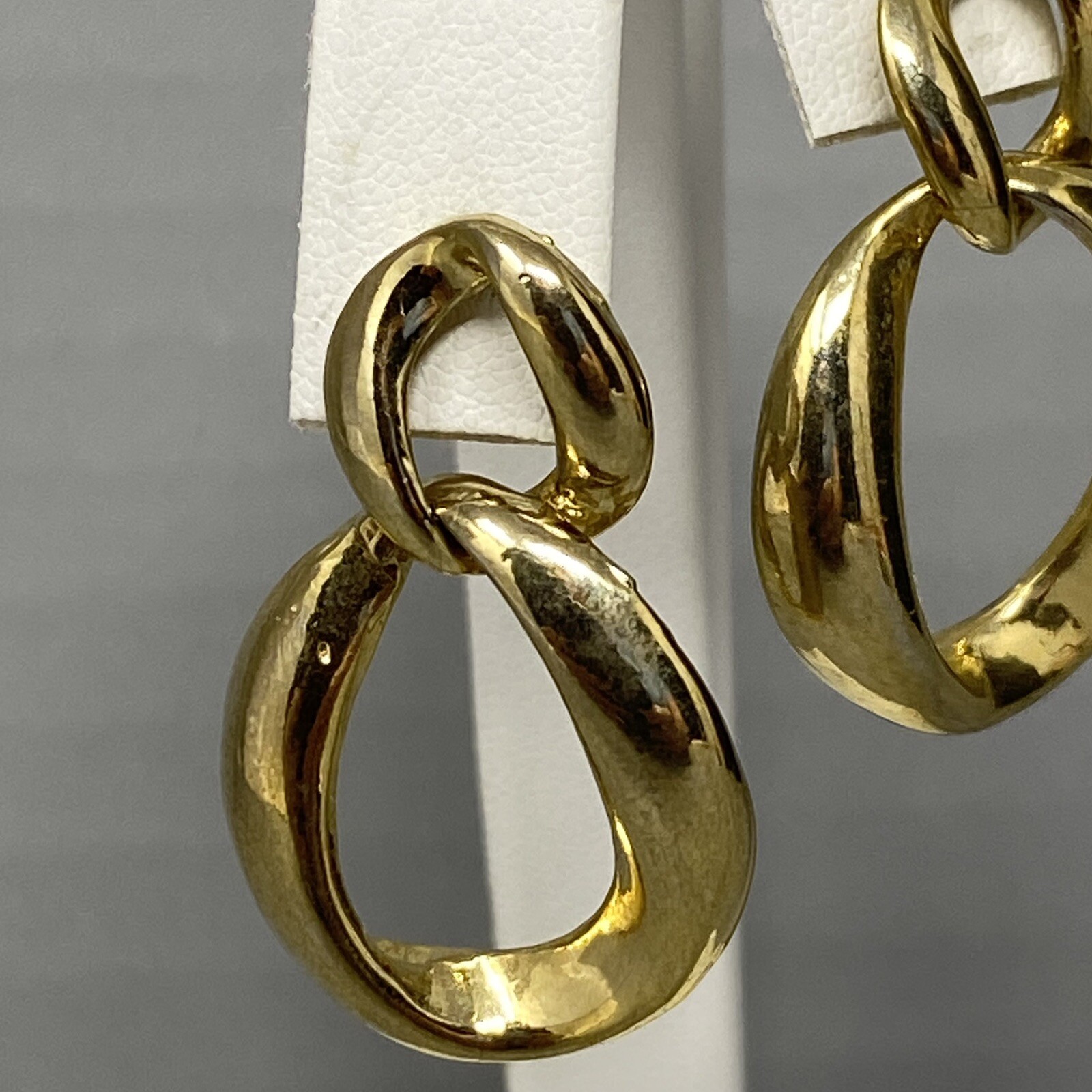 Chain Link Earrings Pierced Shiny Gold Tone Retro Dangle Drop Classic