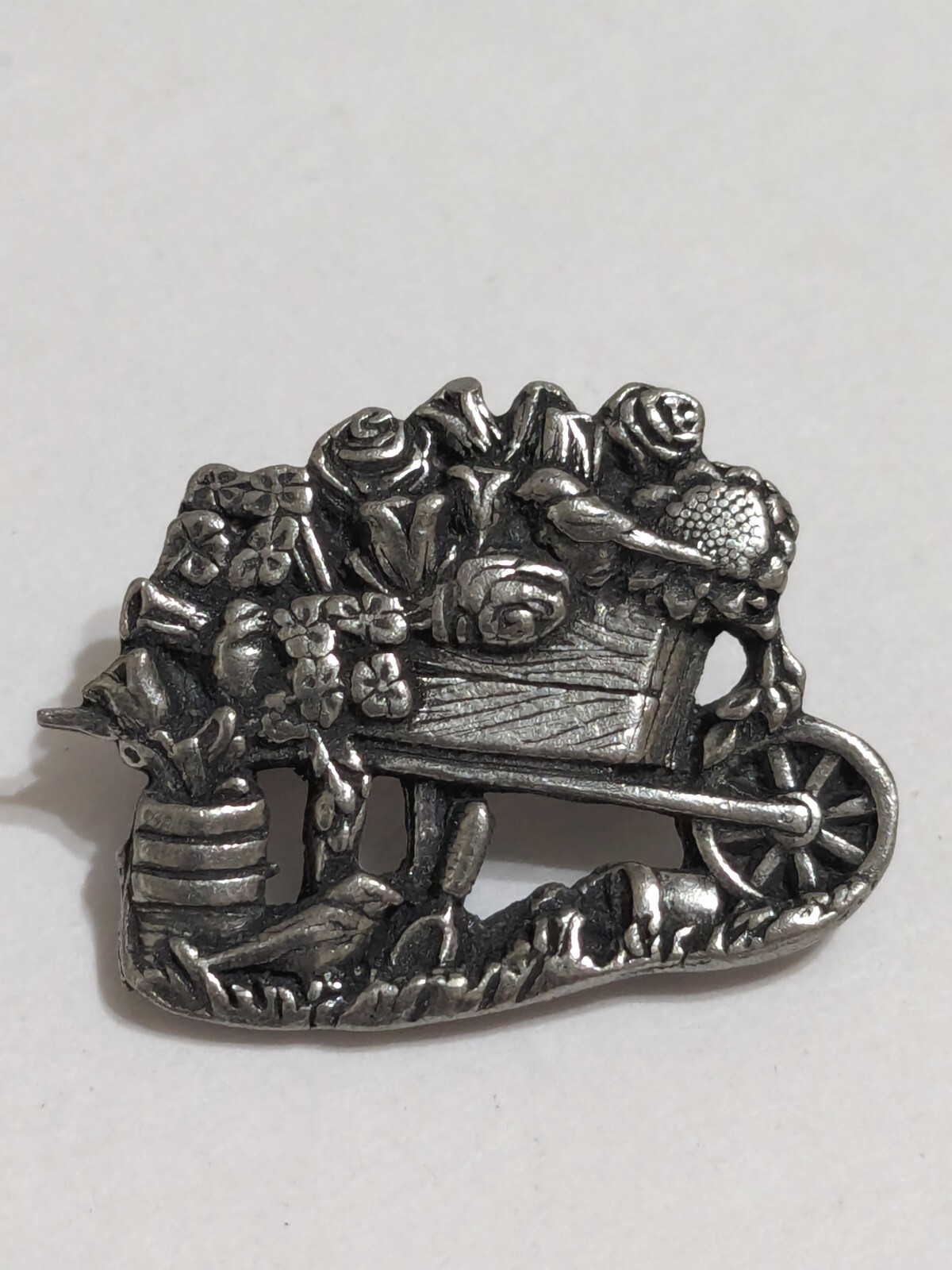 Birds & Blooms Limited Edition 2001 Pewter Wheelbarrow & Flowers Brooch/Pin. 1″.