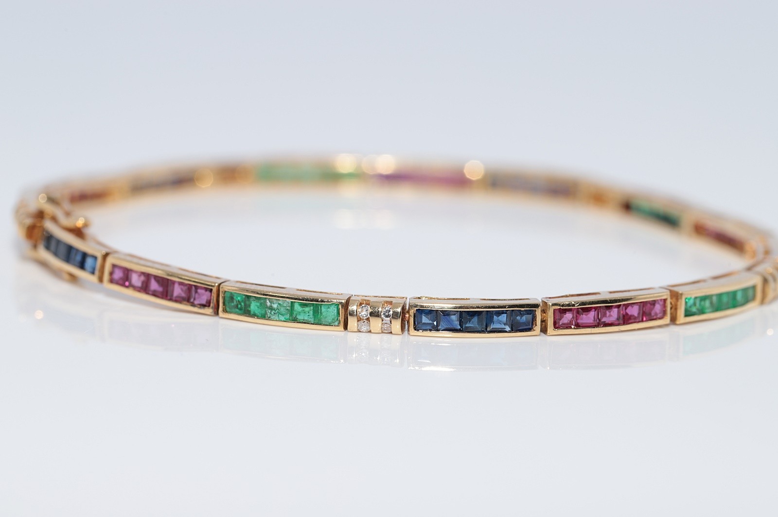 Vintage Circa 1980s 18k Gold Natural Diamond And Emerald Ruby Sapphire Bracelet
