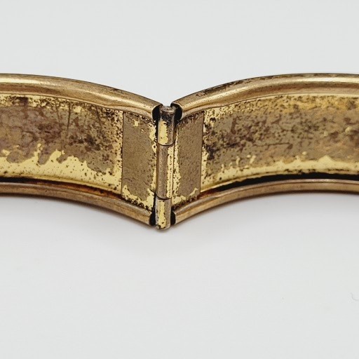 Victorian Style Brass Hinged Floral Embossed Gold Tone Metal Bangle Bracelet