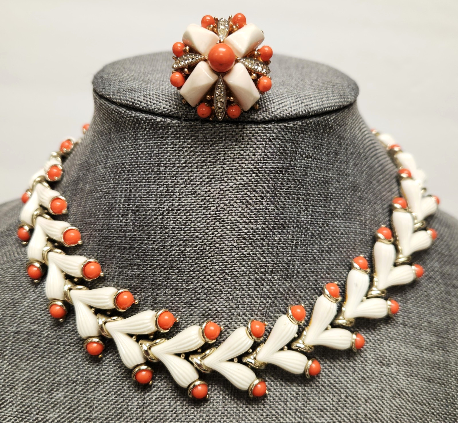 Marvella Fluted Cream & Coral Orange Color Lucite Adjustable Necklace & Ring