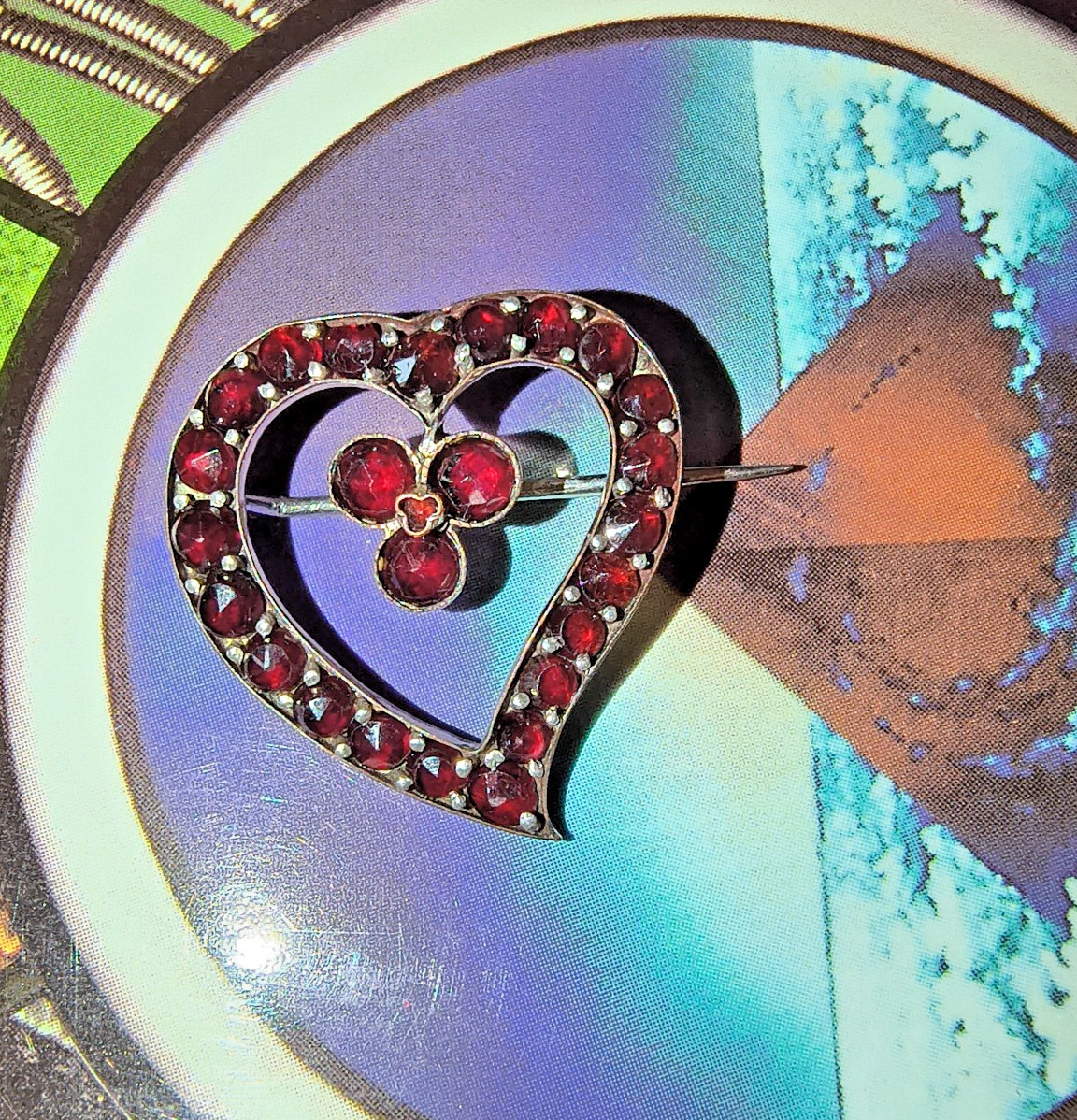 ANTIQUE VICTORIAN GF WITCHES HEART TREFOIL PIN c1890’S