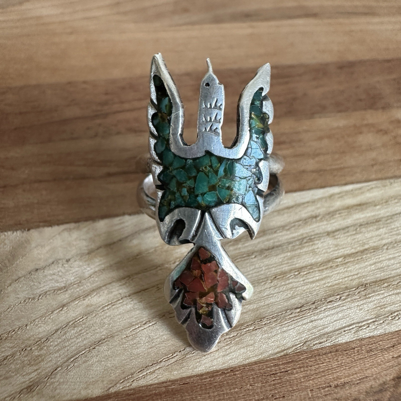 VTG Artisan Signed Eagle Ring Size 5.5 Turquoise Coral Chip Inlay Sterling 5.4g