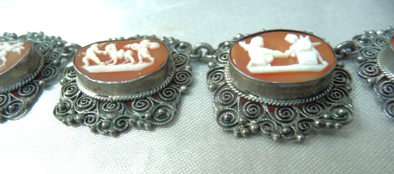 FABULOUS RARE ANTIQUE STERLING 800 SHELL CAMEO CANNETILLE CUPID CHARIOT NECKLACE
